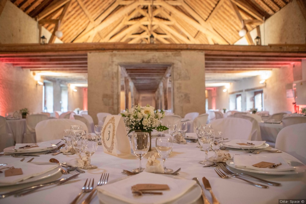La salle de réception et sa splendide charpente - Crédits : Créa-Space